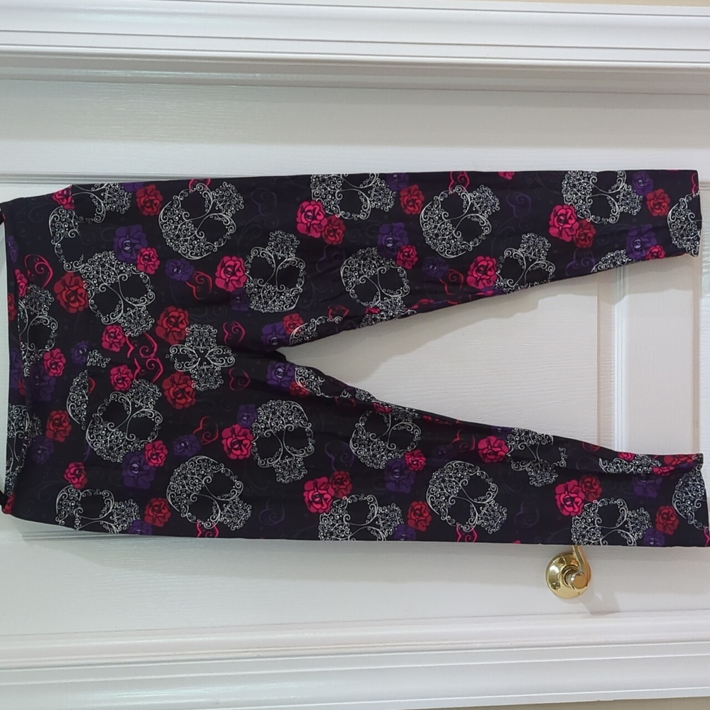 NWT Canah Leggings TC